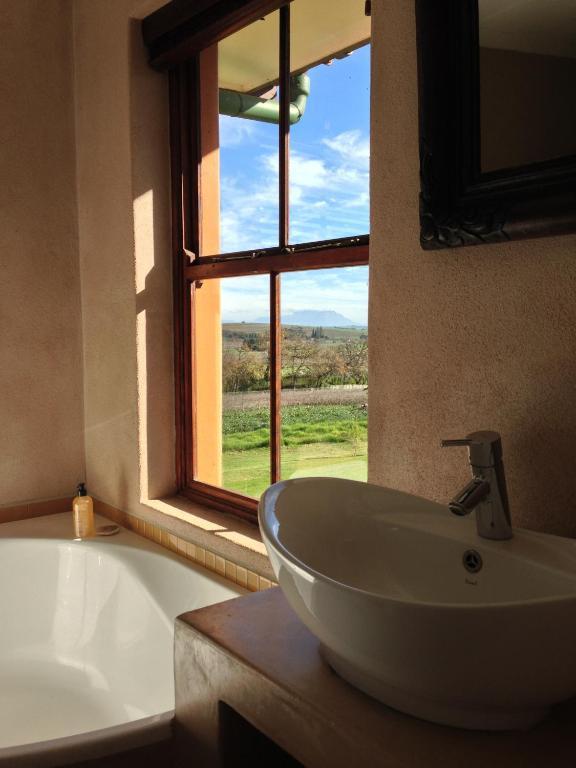 Dirtopia Trail Lodge Stellenbosch Rom bilde